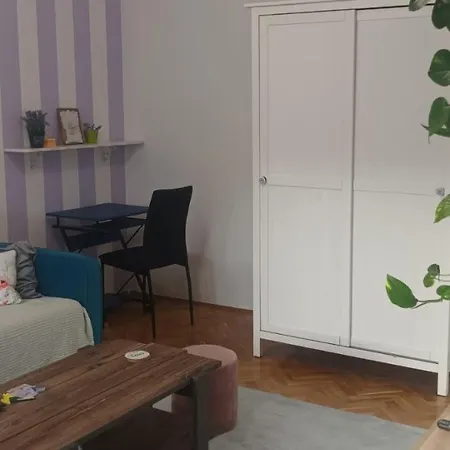 Lavanda アパート ヴルドニーク