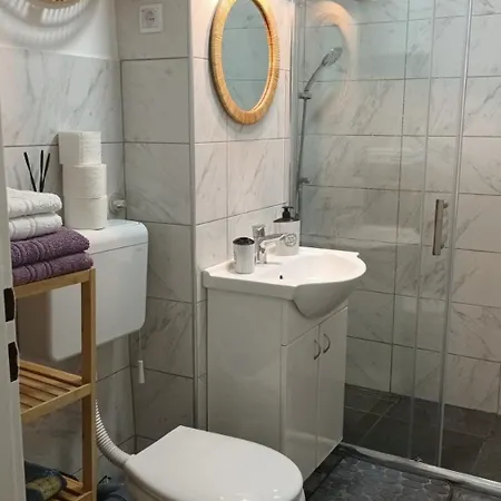 Lavanda アパート ヴルドニーク